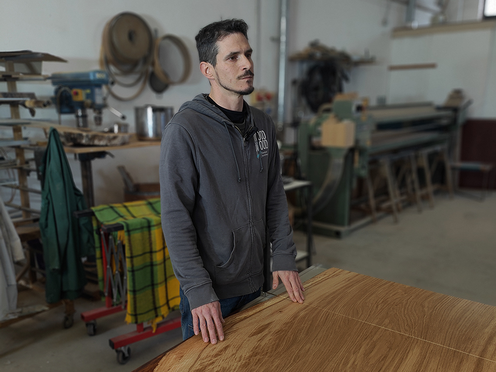 Tavoli in legno e resina allungabili